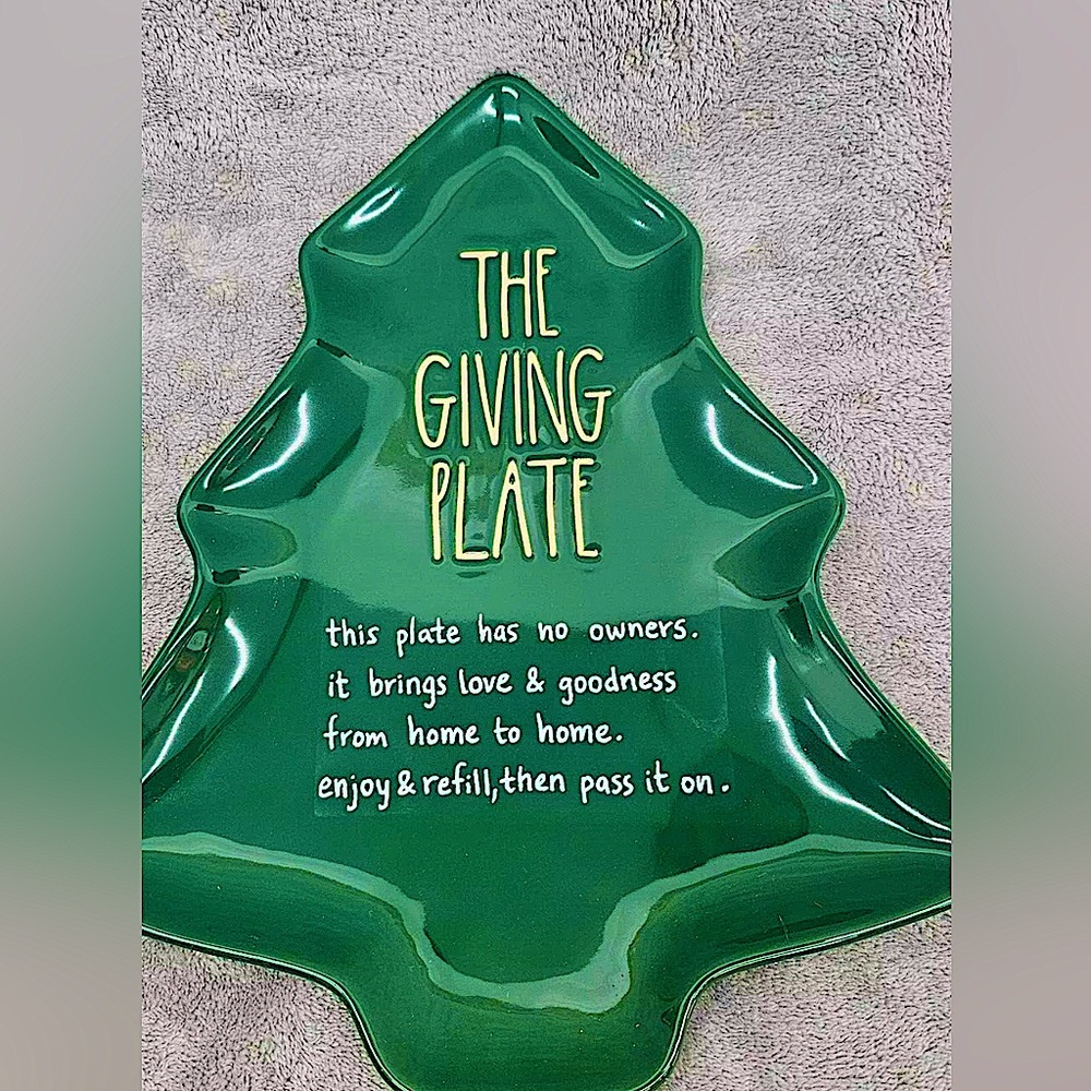 Rae Dunn “giving plate”